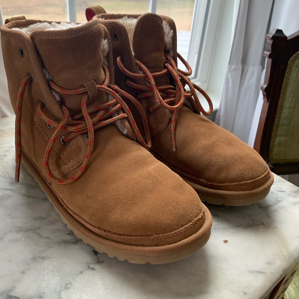 UGG Women’s Lace Up Boots